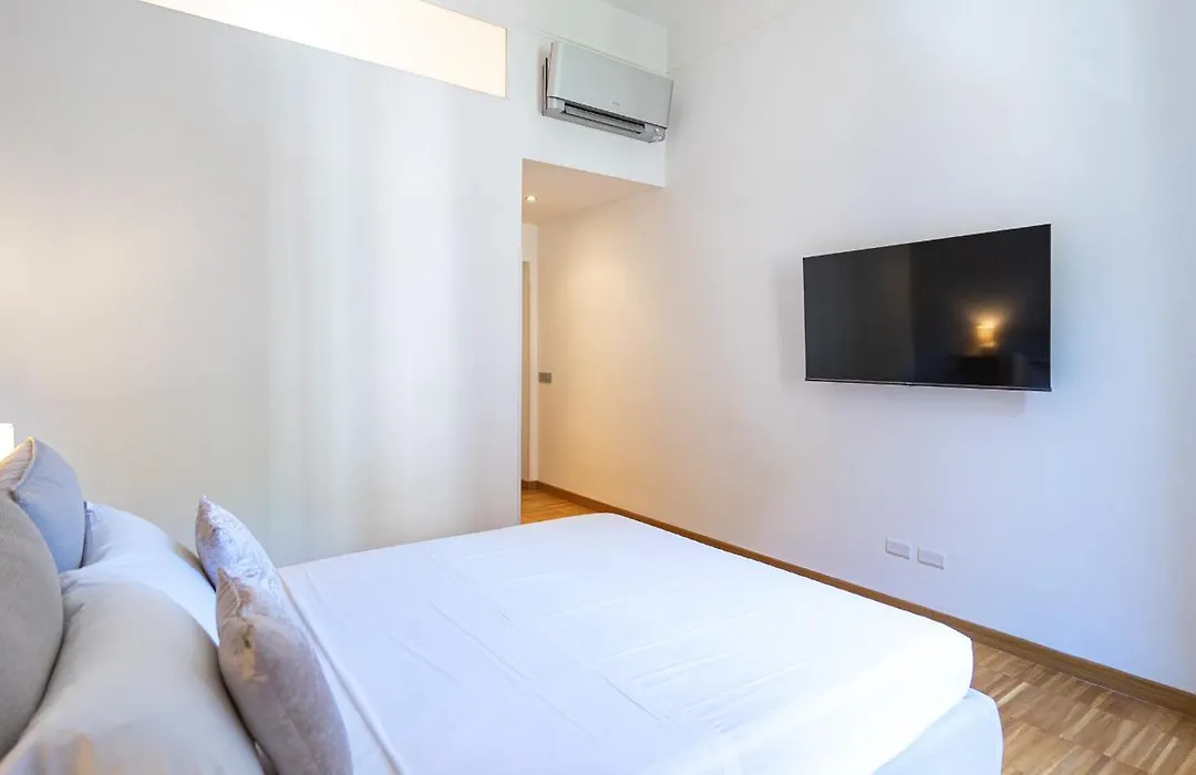 Easytopstay - Colosseum Cosy Apartments-1
